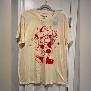 NWT Chemistry Size L Red Smiling Pizza Man Cream Short Sleeve Crew Tee Shirt
